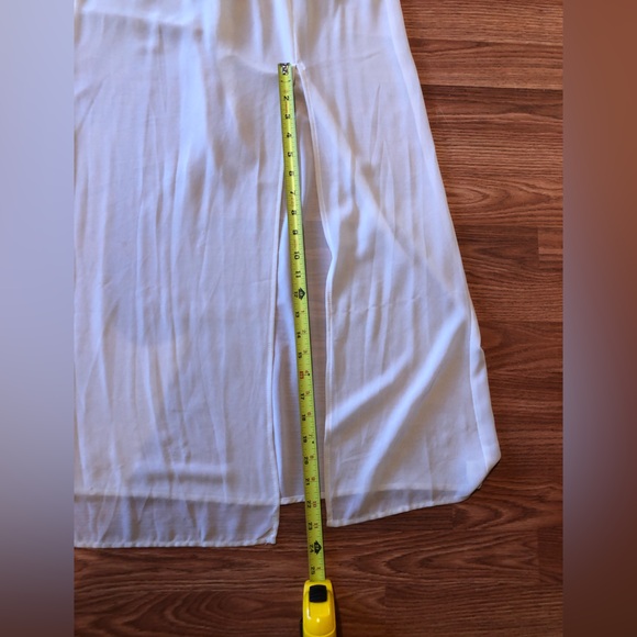 White Flying Tomato floral embroidered maxi dress - Picture 9 of 14